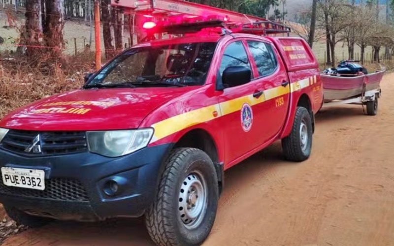 Corpo de homem sem identificação é encontrado boiando no rio em distrito de Cataguases.